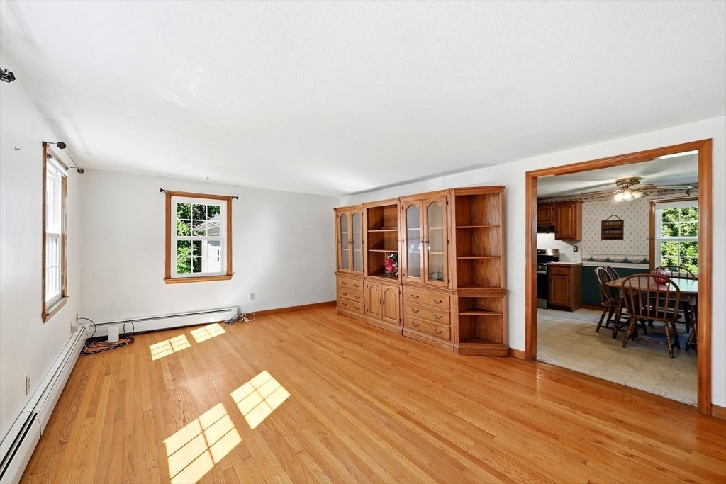 25 Unity Street, Montague, MA, 25 Unity Street, Montague, MA Photo #10