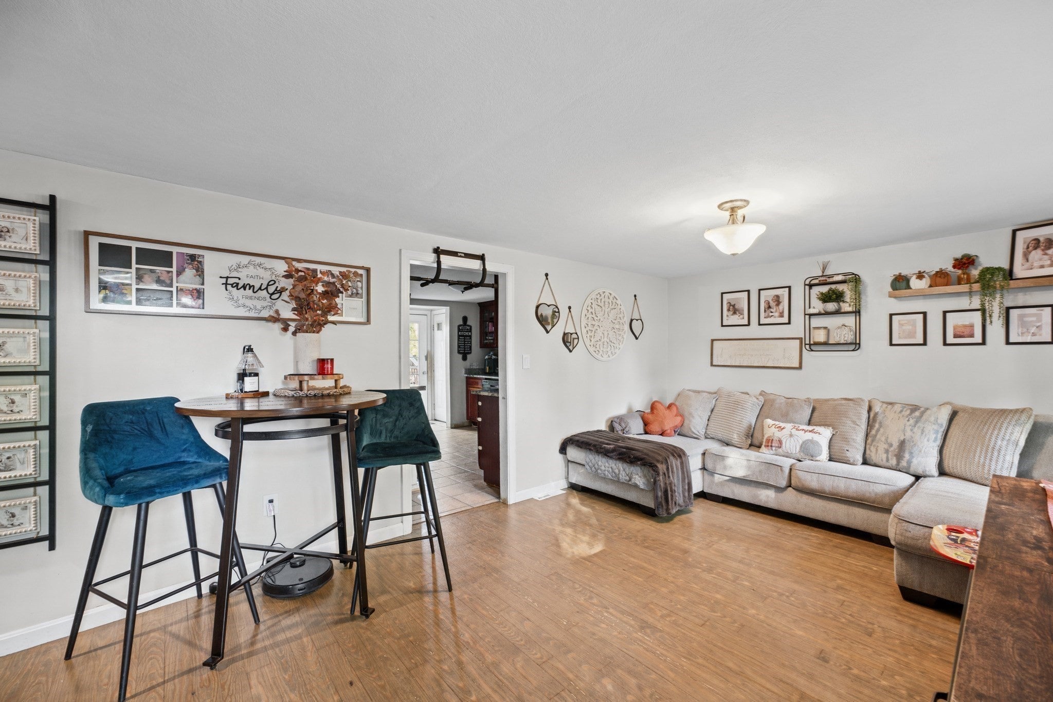 226 Chatterton Ave, Somerset, MA Photo #9