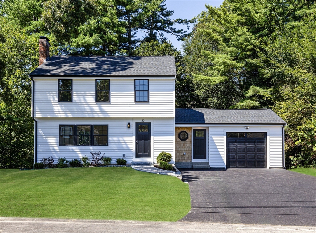 32 Deady Ave