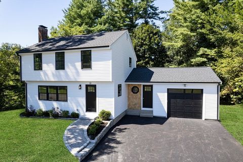 32 Deady Ave Stoughton MA 02072