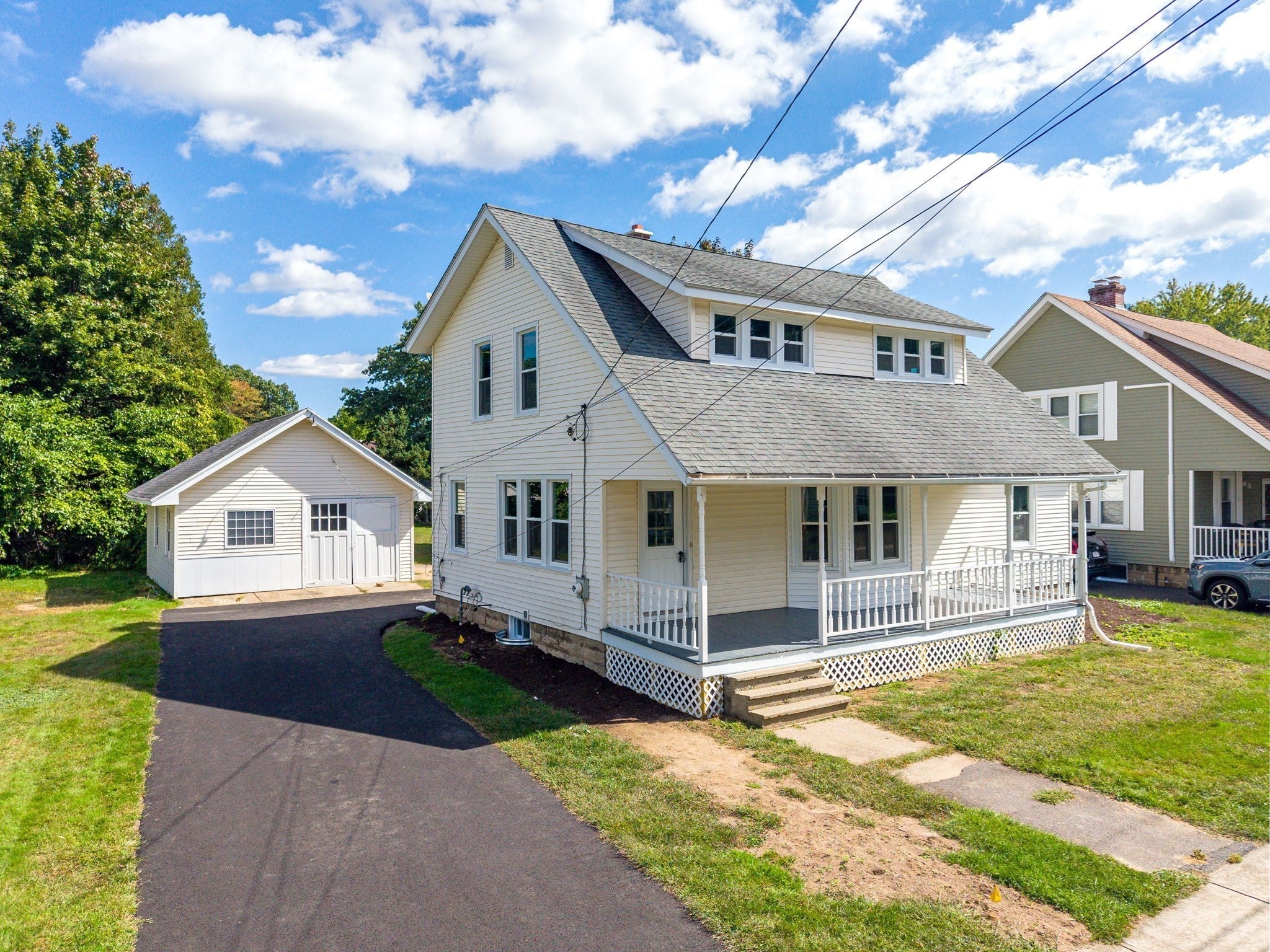 Photo of 62 Talcott Ave, West Springfield, MA