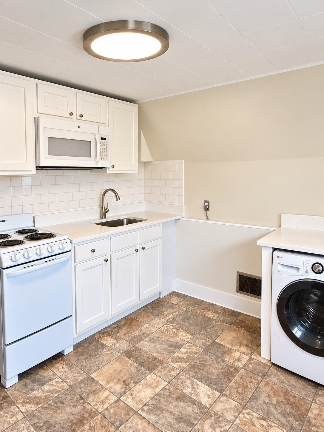 47 Newburn Ave #3, Medford, MA, 47 Newburn Ave #3, Medford, MA Photo #10