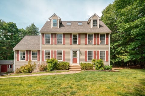 Photo of 7 Magnolia Drive, Ayer, MA 01432 (MLS # 73556490)