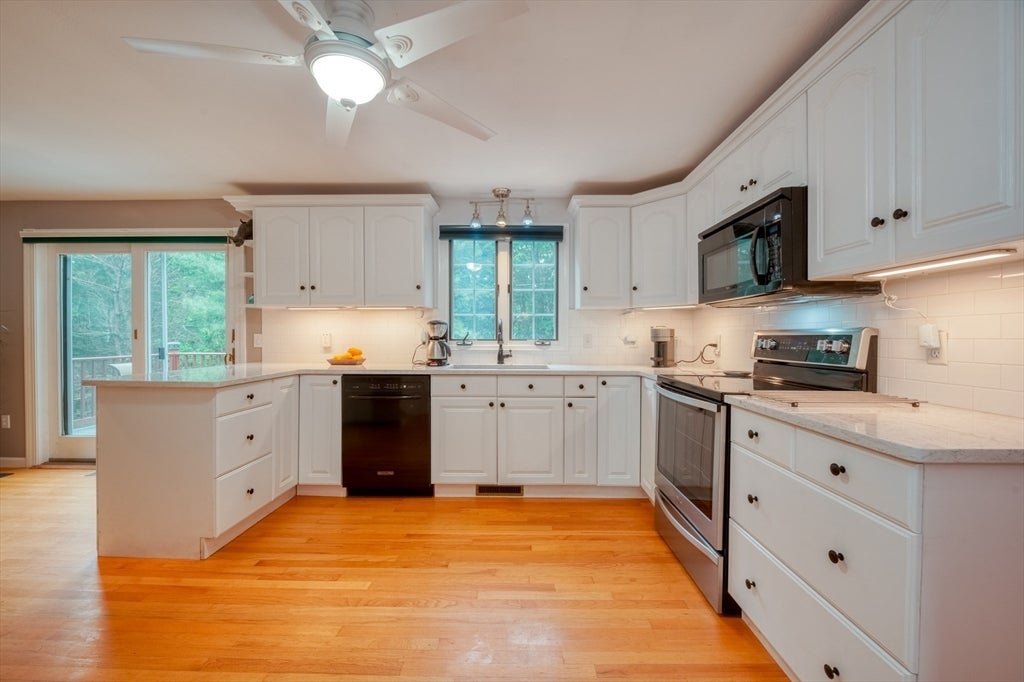 7 Magnolia Drive, Ayer, MA, 7 Magnolia Drive, Ayer, MA Photo #2