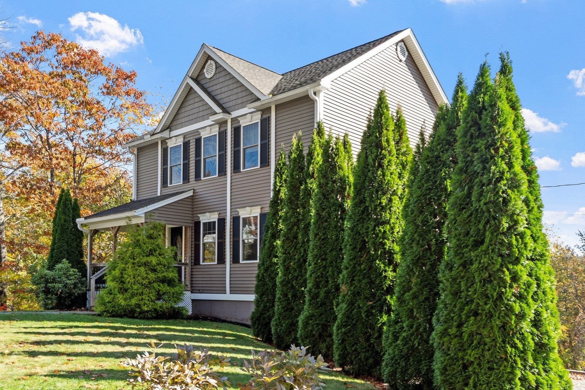 122 Ellis Rd