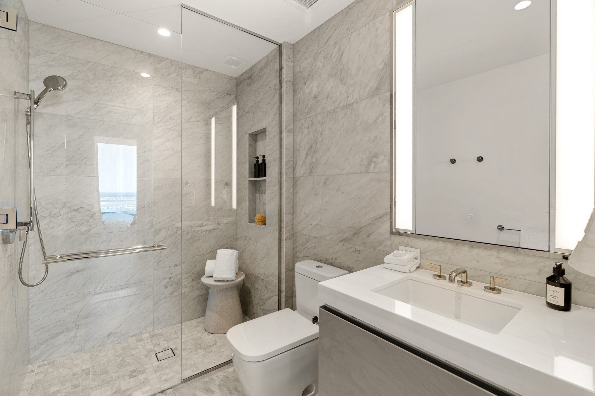 682 Atlantic Avenue #3707, Boston, MA, 682 Atlantic Avenue #3707, Boston, MA Photo #11