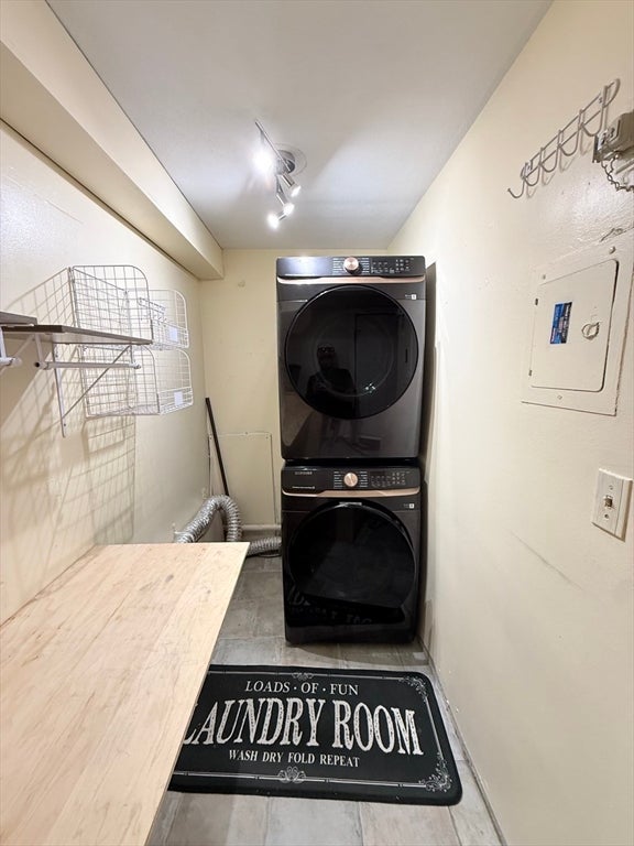 31 Trudy TER #31, Brockton, MA Photo #14