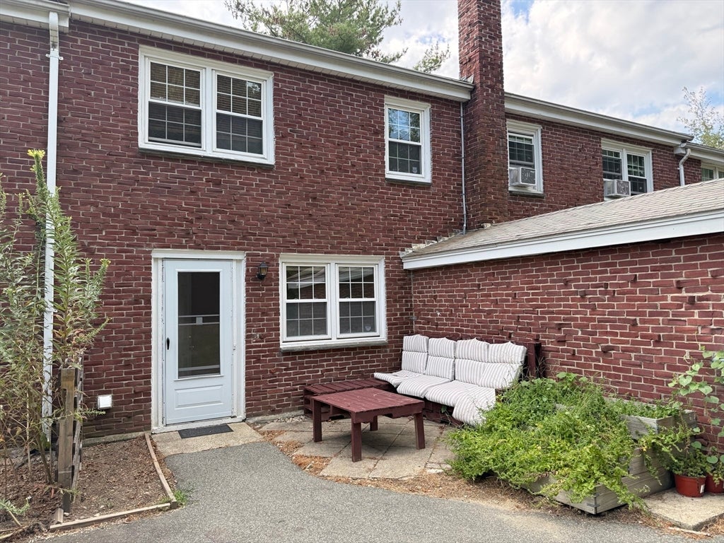31 Trudy TER #31, Brockton, MA Photo #15
