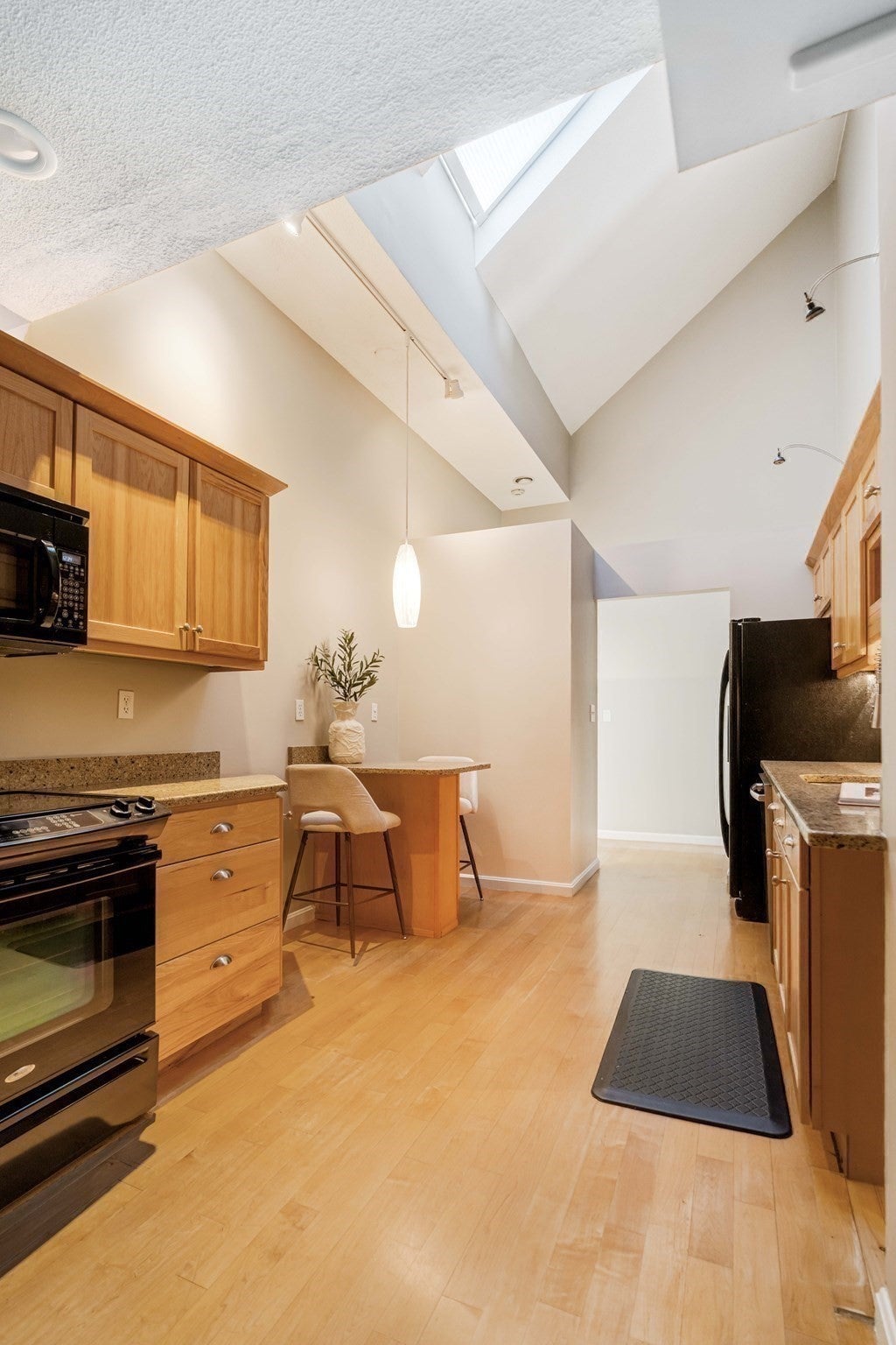 408 Lebanon St #18, Melrose, MA, 408 Lebanon St #18, Melrose, MA Photo #12