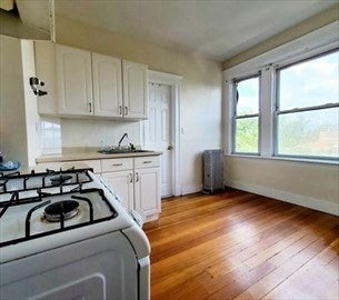 Click for 279 Harvard ST #43, Cambridge, MA slideshow