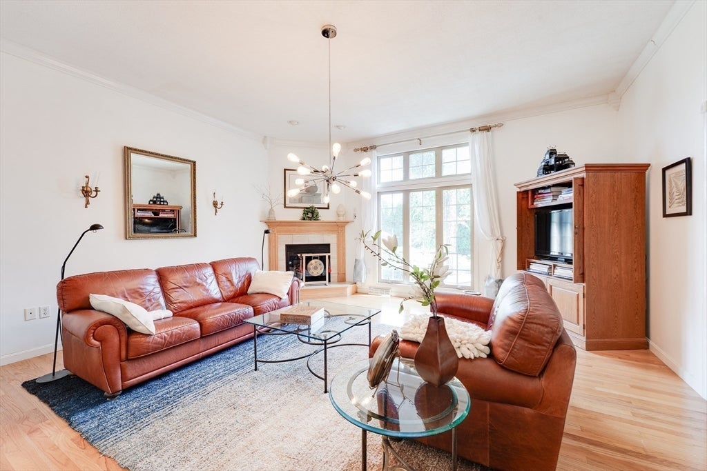 18 Bayberry Dr 18