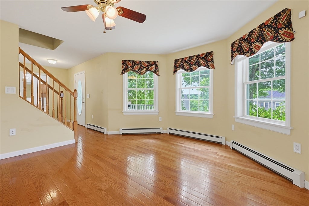 29 Brookside Avenue, Webster, MA, 29 Brookside Avenue, Webster, MA Photo #3