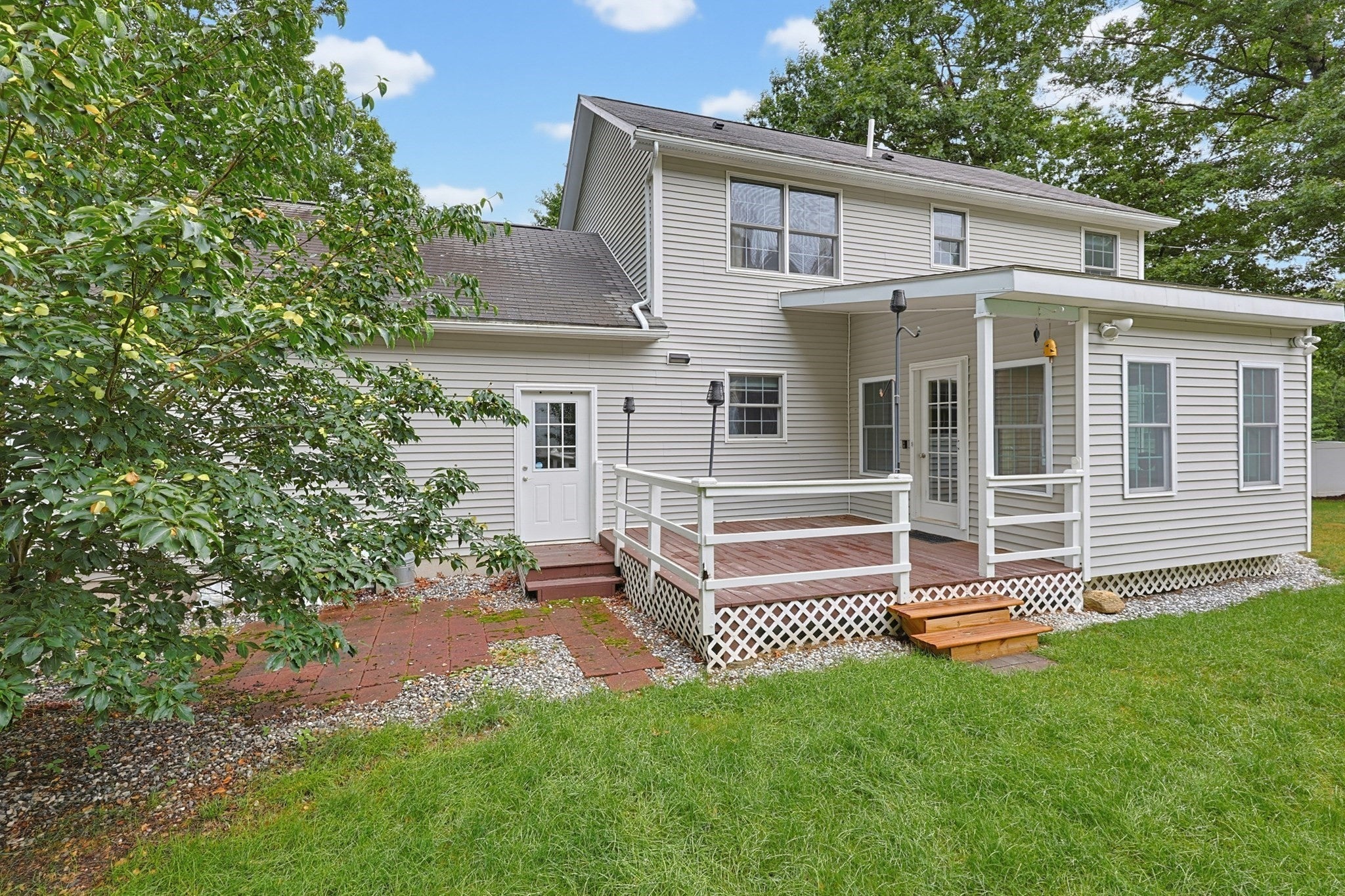 29 Brookside Avenue, Webster, MA, 29 Brookside Avenue, Webster, MA Photo #32