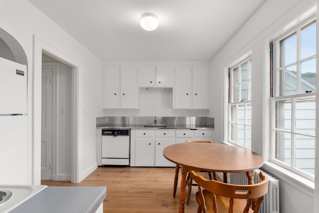 204 Thacher St, Milton, MA, 204 Thacher St, Milton, MA Photo #9