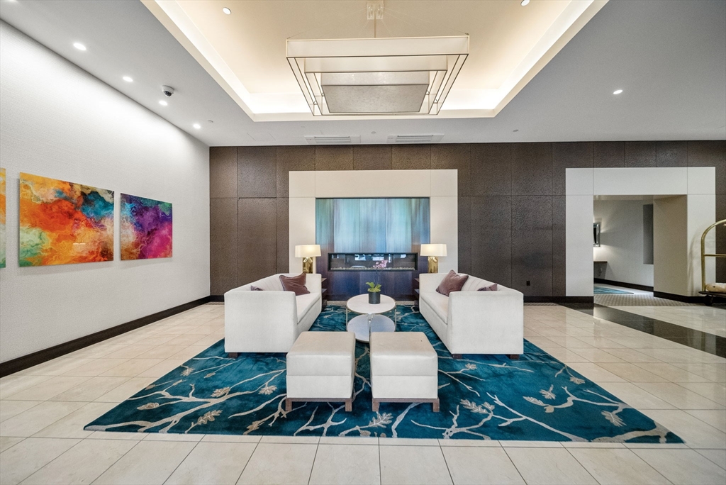 500 Atlantic Avenue 16L