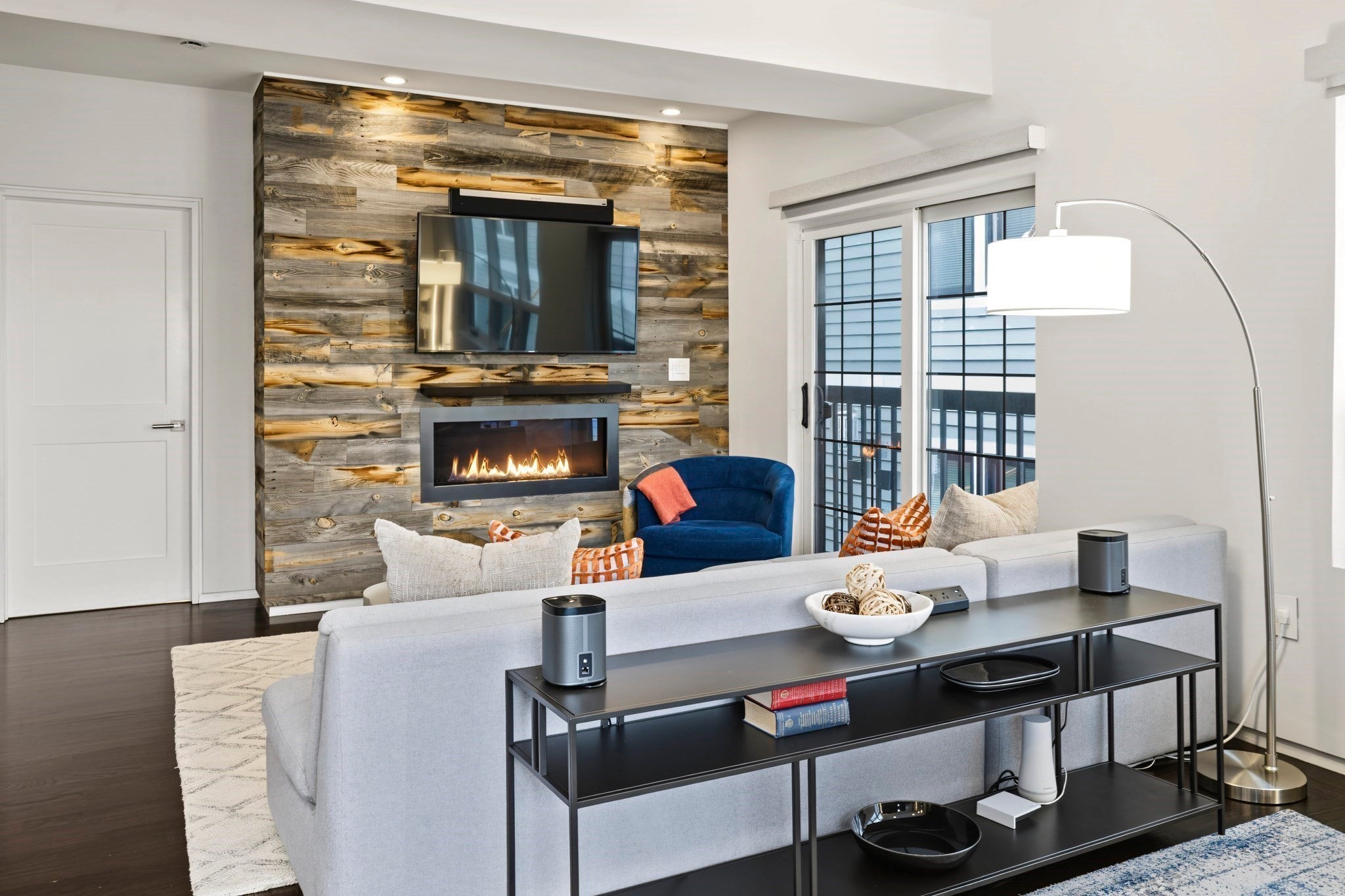 687 E 2nd St #6, Boston, MA Photo #1