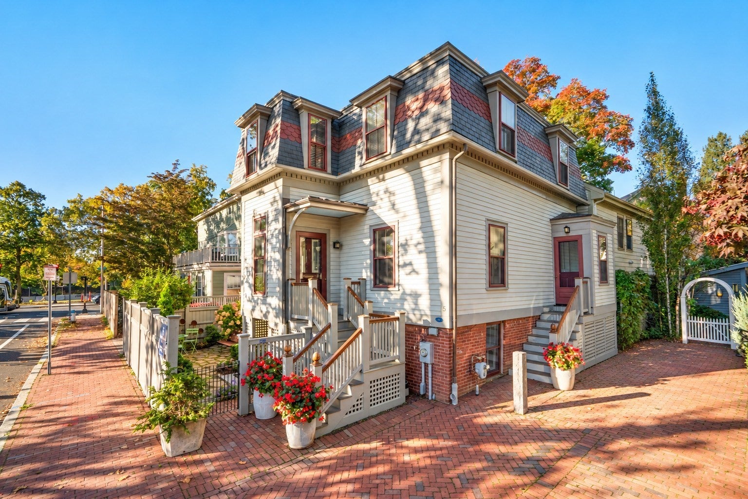 Photo of 5 Sparks Street, Cambridge, MA