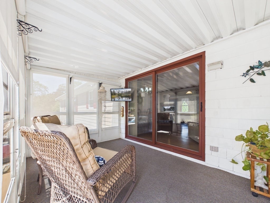 615 Taunton Ave, Seekonk, MA, 615 Taunton Ave, Seekonk, MA Photo #29