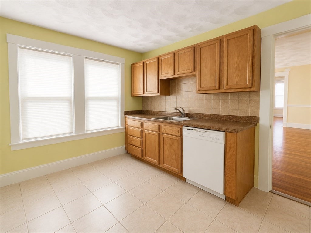 32 Century St #1, Medford, MA, 32 Century St #1, Medford, MA Photo #7