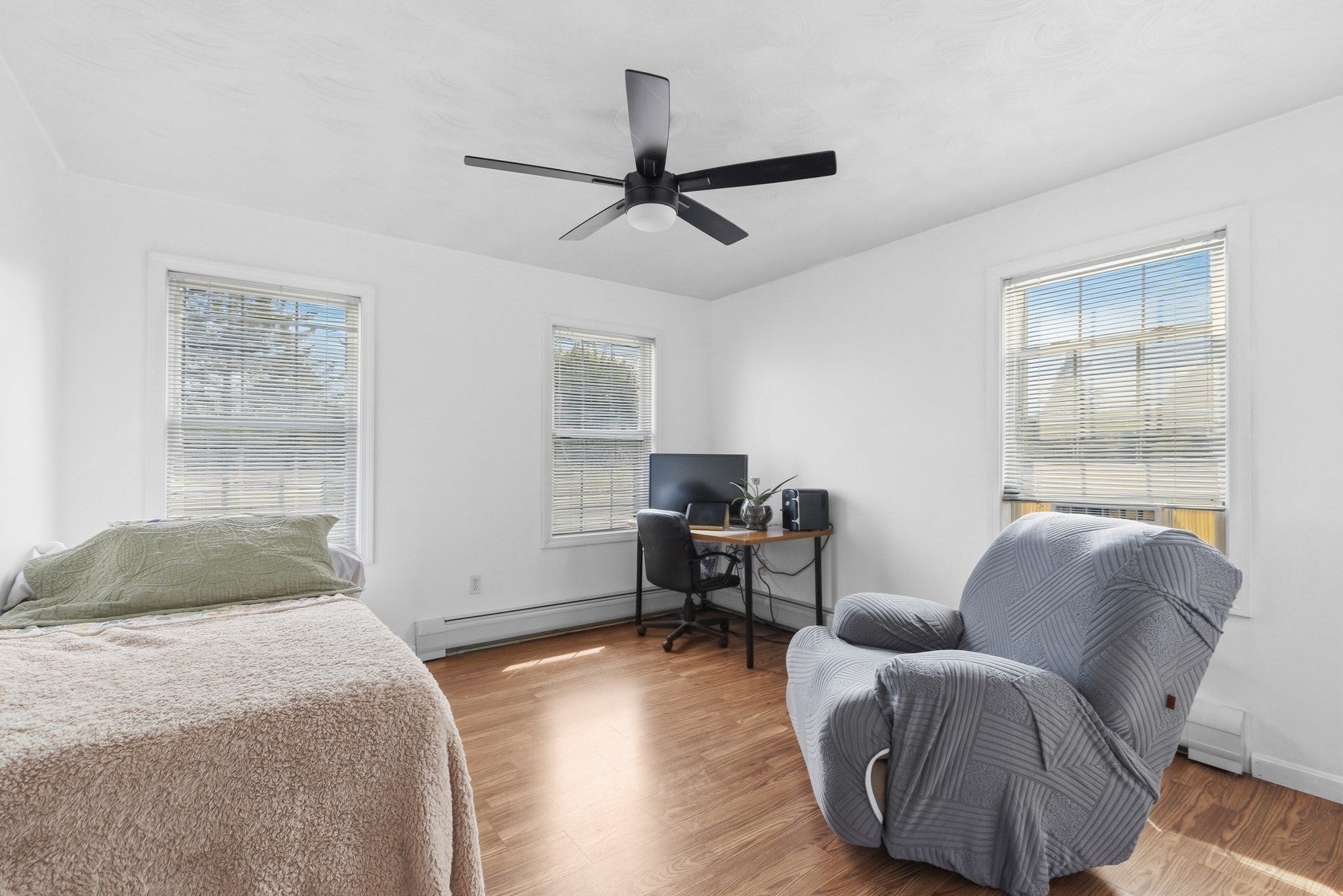 777 New Plainville Rd, New Bedford, MA, 777 New Plainville Rd, New Bedford, MA Photo #17