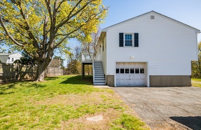 6 Barnes Ave