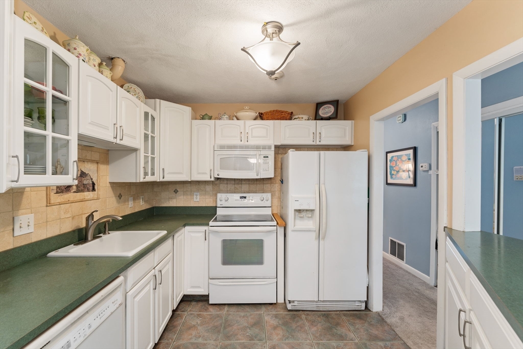 196 Old River Rd 147