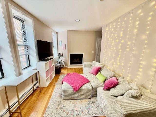 2-4 Thacher ST #3, Boston, MA Photo #2