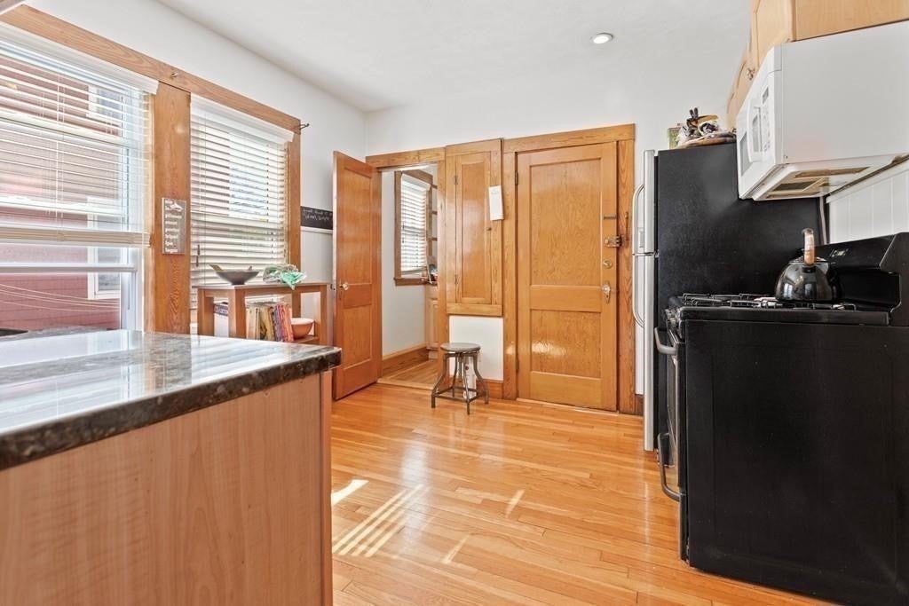 189 Savin Hill Avenue #1, Boston, MA, 189 Savin Hill Avenue #1, Boston, MA Photo #8
