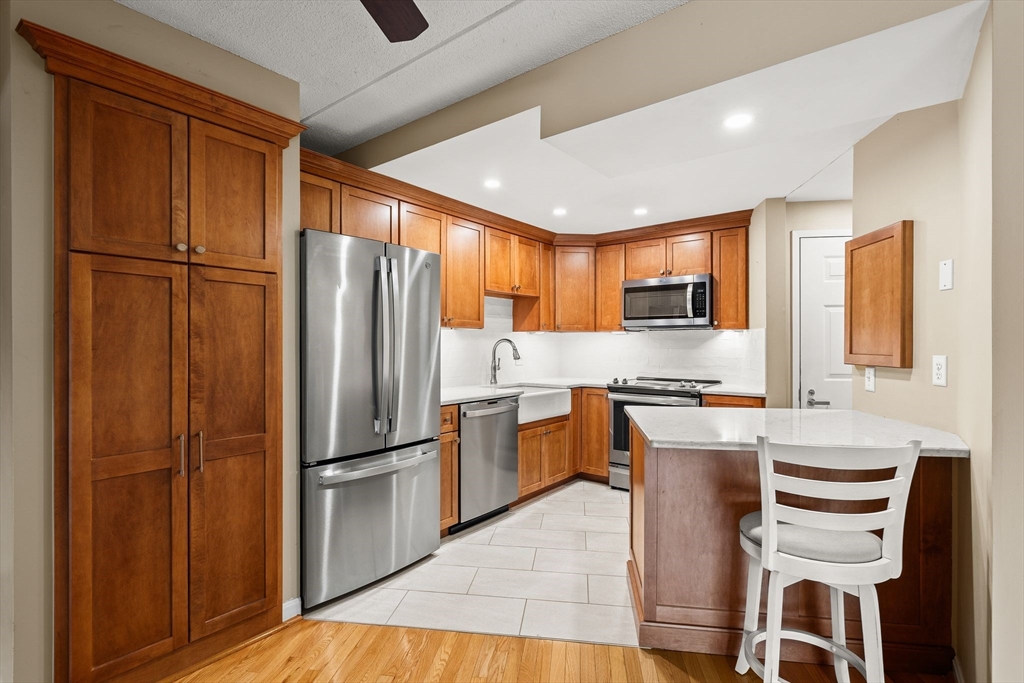 155 George Washington Blvd 210