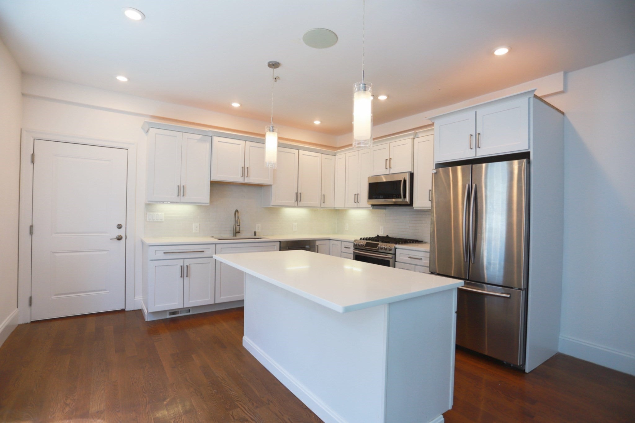 76 Flint St #1, Somerville, MA Photo #7