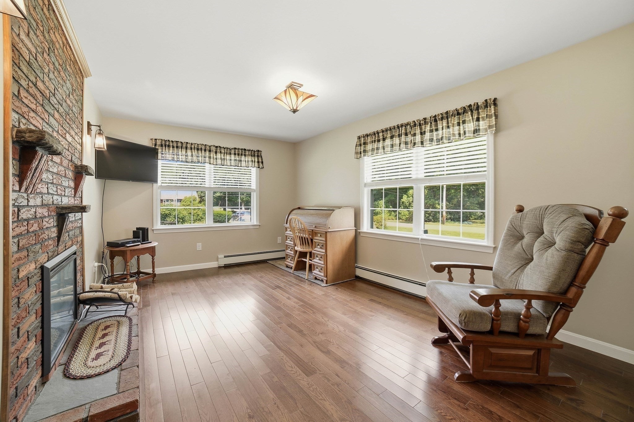 425 River Road, Uxbridge, MA, 425 River Road, Uxbridge, MA Photo #4