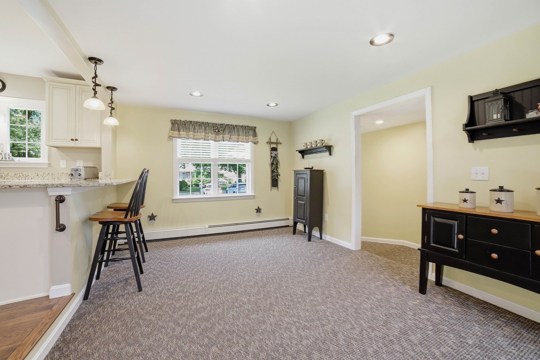 425 River Road, Uxbridge, MA, 425 River Road, Uxbridge, MA Photo #12