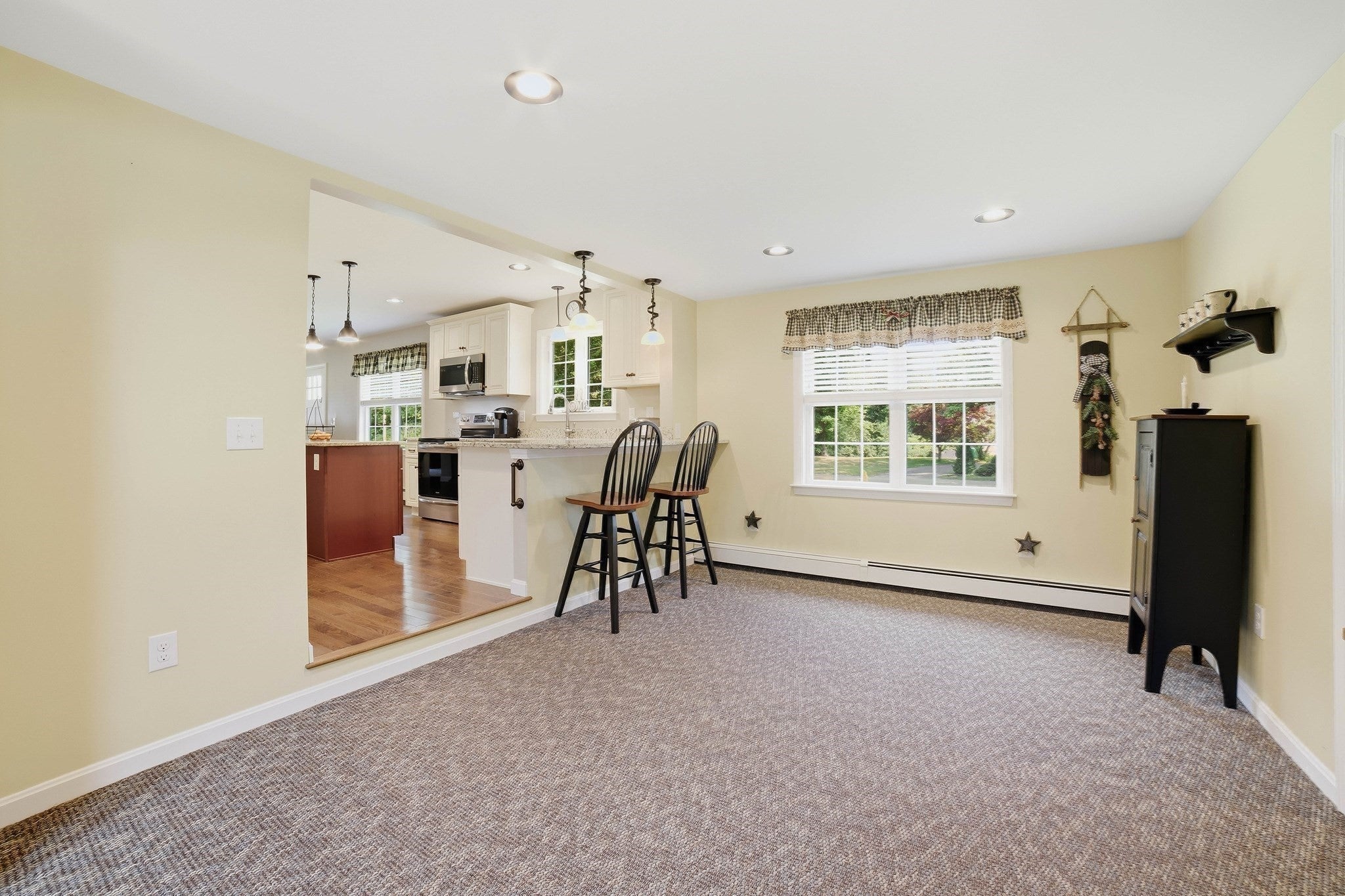 425 River Road, Uxbridge, MA, 425 River Road, Uxbridge, MA Photo #13
