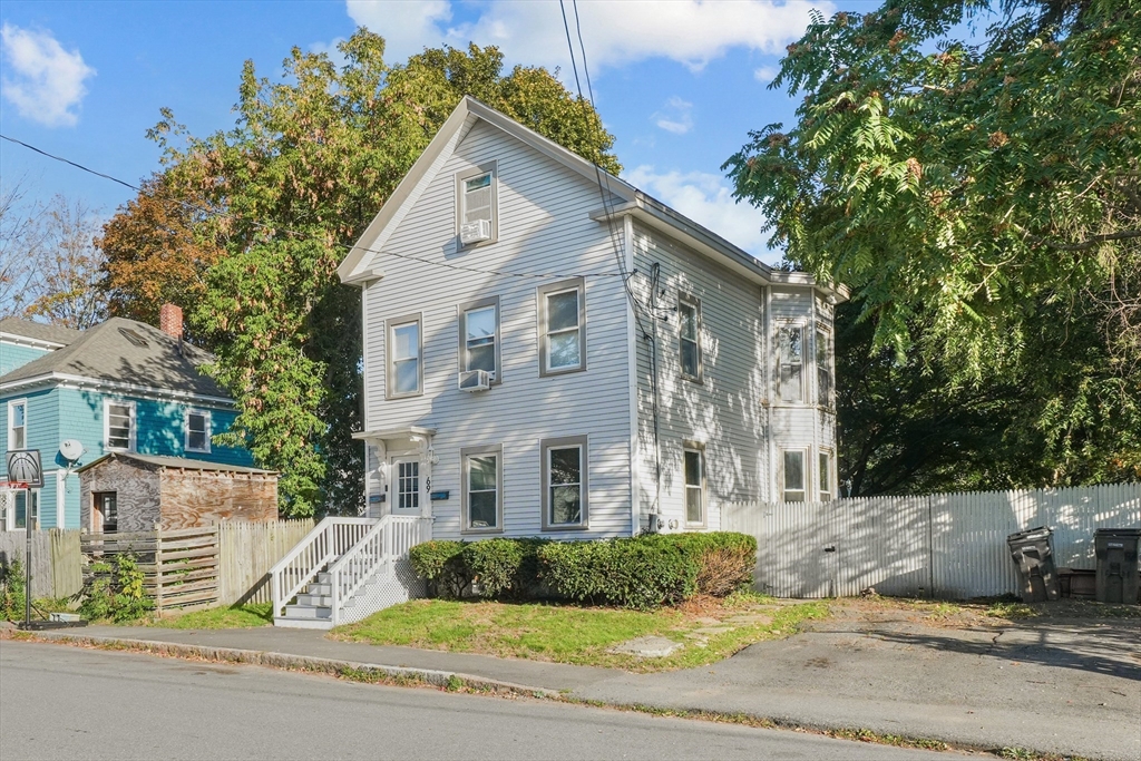 69 Howard St