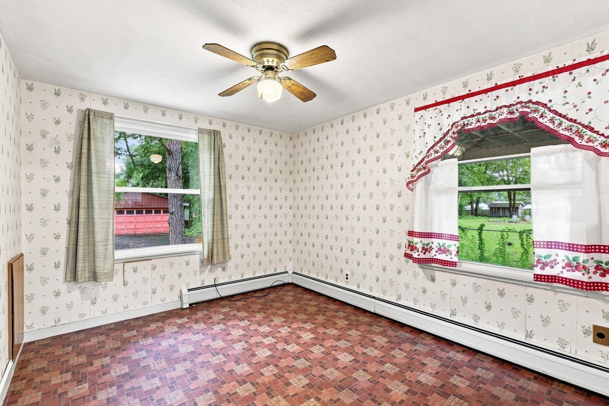 36 Silver Lake Dr, Agawam, MA, 36 Silver Lake Dr, Agawam, MA Photo #12