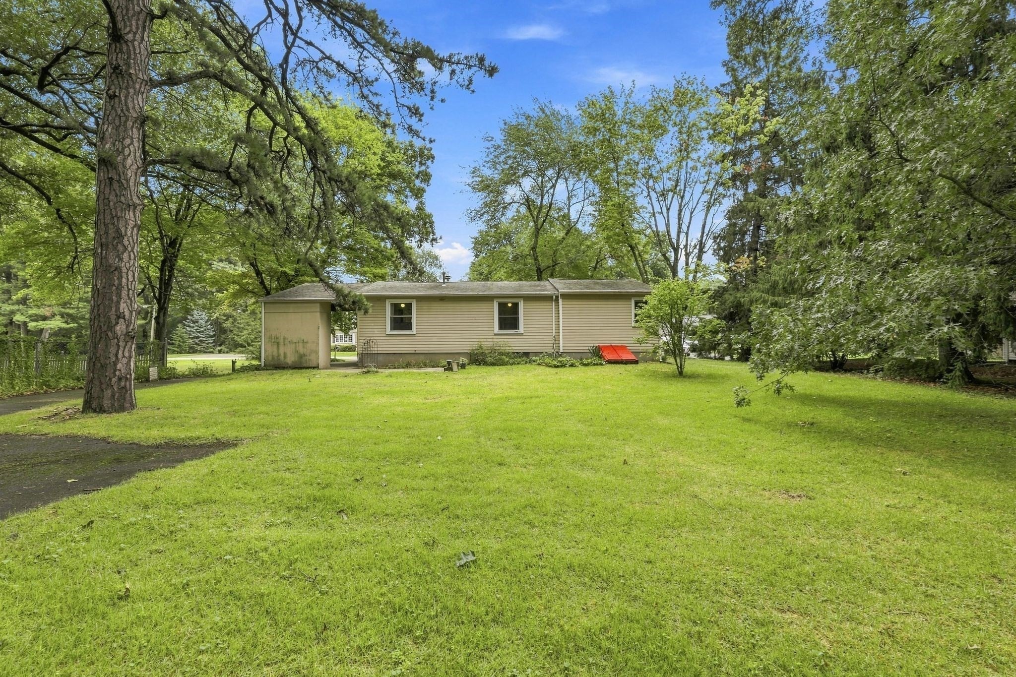 36 Silver Lake Dr, Agawam, MA, 36 Silver Lake Dr, Agawam, MA Photo #34