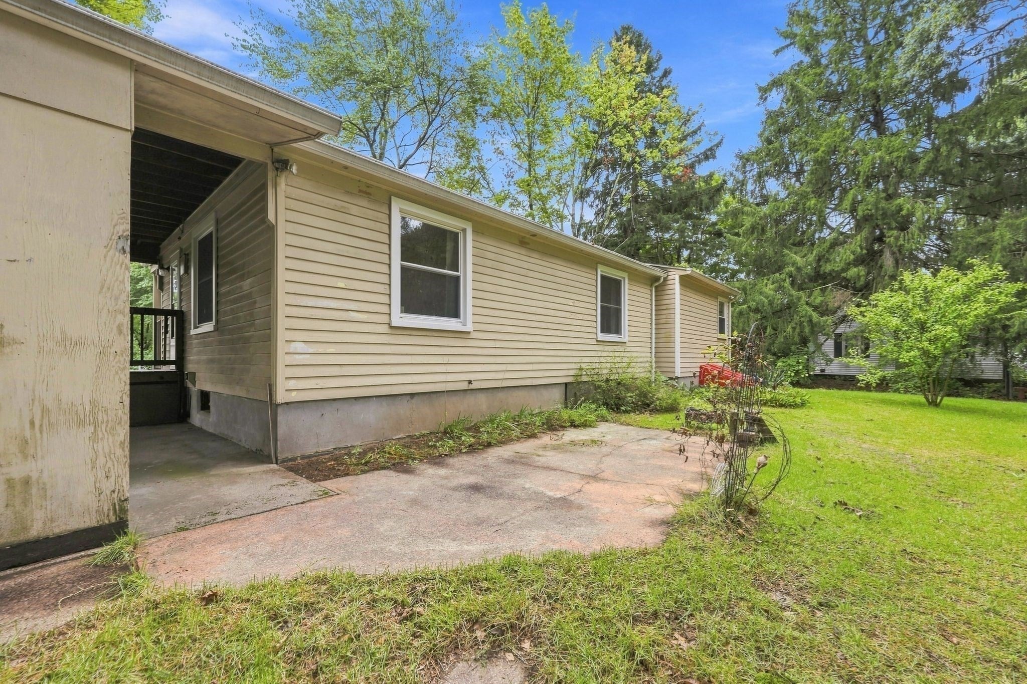 36 Silver Lake Dr, Agawam, MA, 36 Silver Lake Dr, Agawam, MA Photo #35