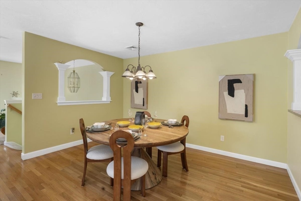 404 Regency Ln 404