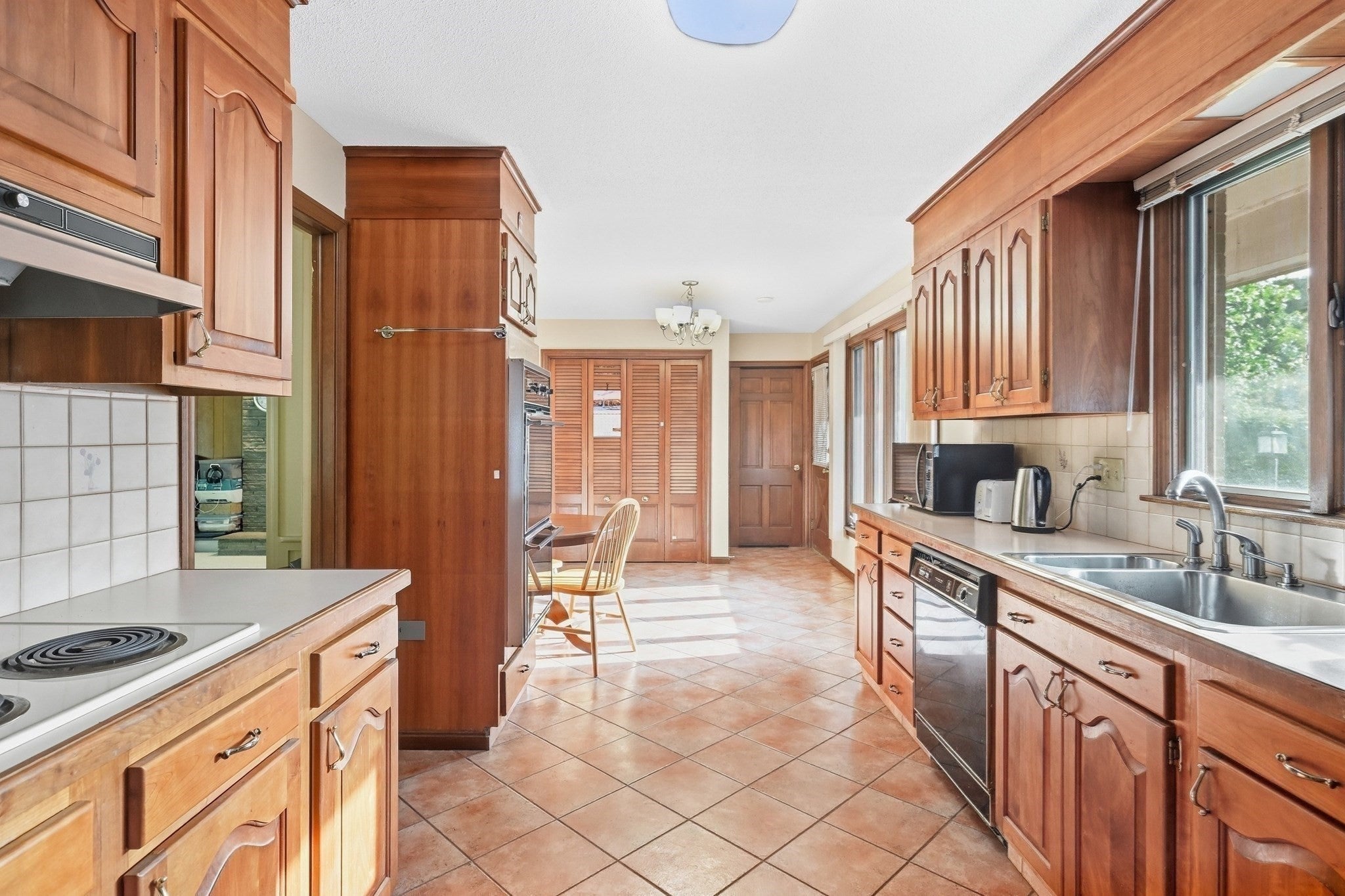 185 Redfern Dr, Longmeadow, MA, 185 Redfern Dr, Longmeadow, MA Photo #13