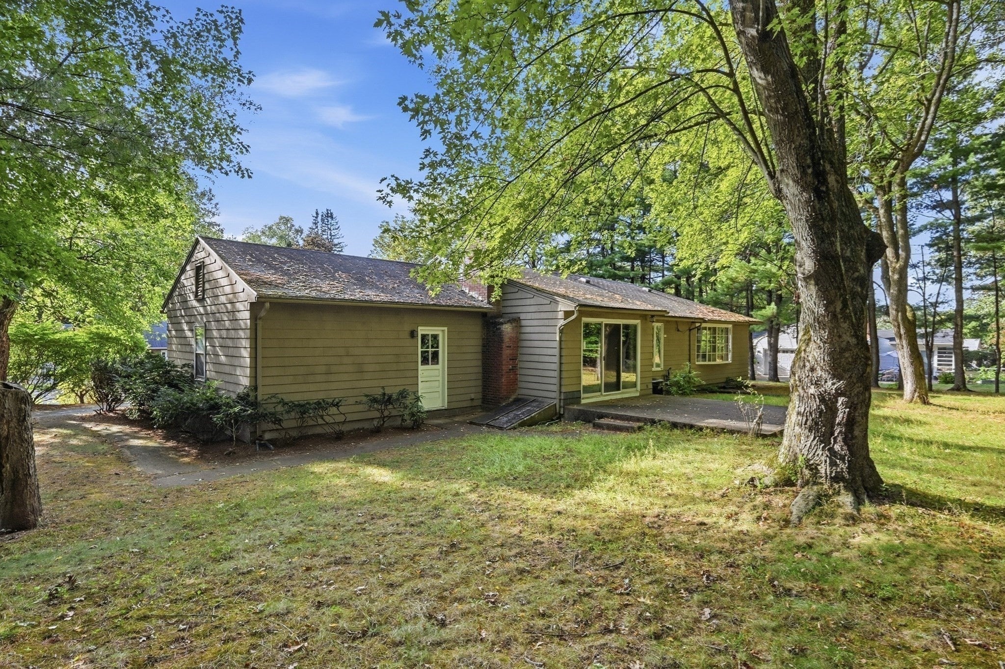 185 Redfern Dr, Longmeadow, MA, 185 Redfern Dr, Longmeadow, MA Photo #33