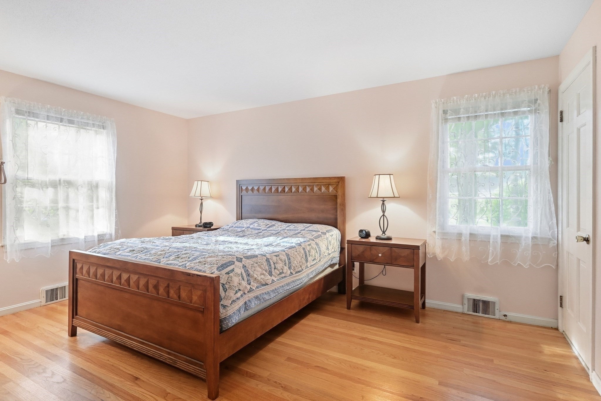 185 Redfern Dr, Longmeadow, MA, 185 Redfern Dr, Longmeadow, MA Photo #17