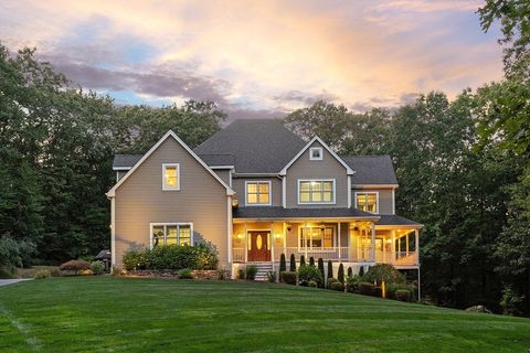 64 Acorn Dr Uxbridge MA 01569