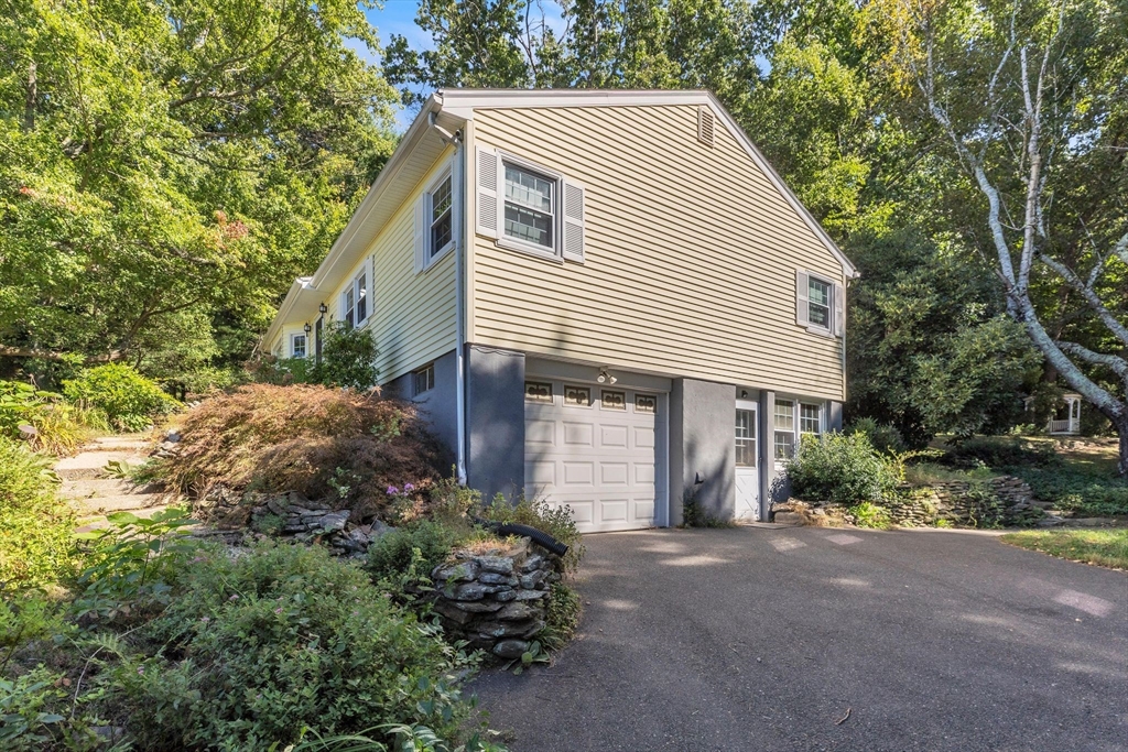 258 Mountain Rd