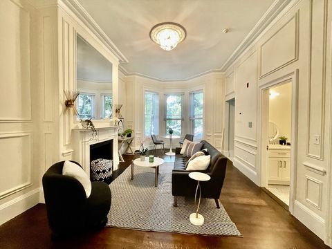 11 Hereford St Boston MA 02115