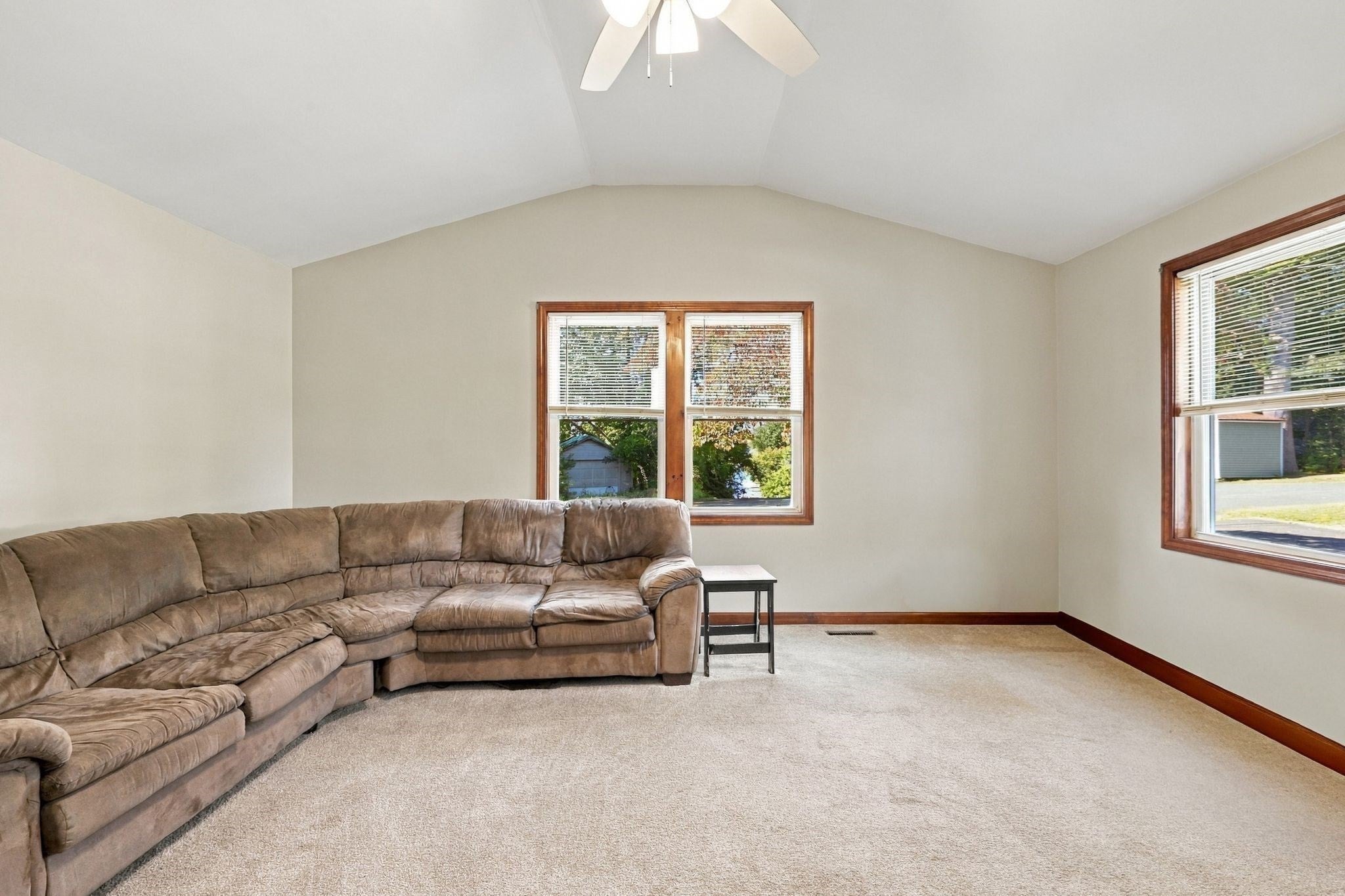 16 Oak St, Southwick, MA Photo #12