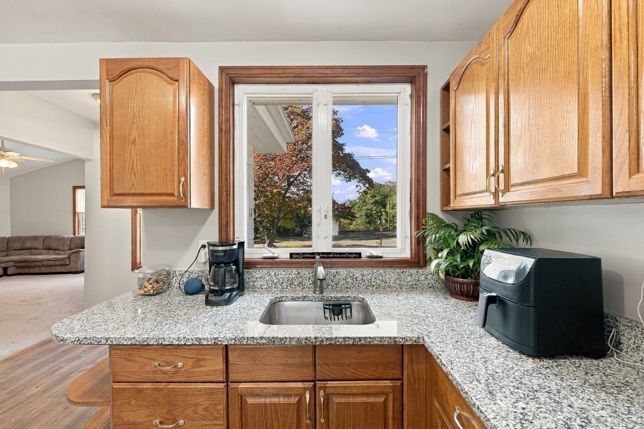 16 Oak St, Southwick, MA Photo #21