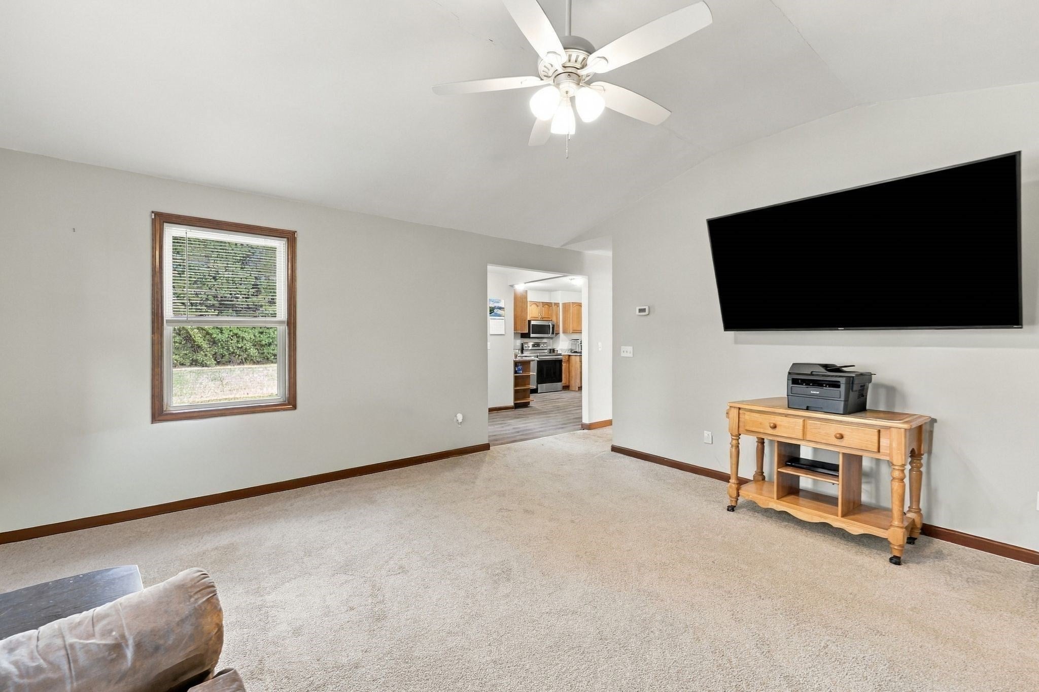 16 Oak St, Southwick, MA Photo #13