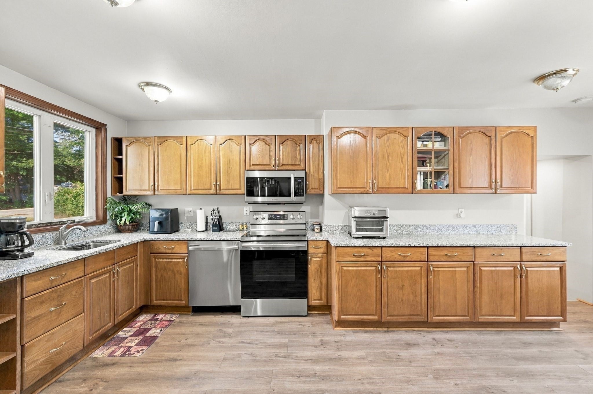 16 Oak St, Southwick, MA Photo #20