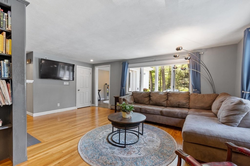 139 Harvard Rd, Littleton, MA, 139 Harvard Rd, Littleton, MA Photo #4