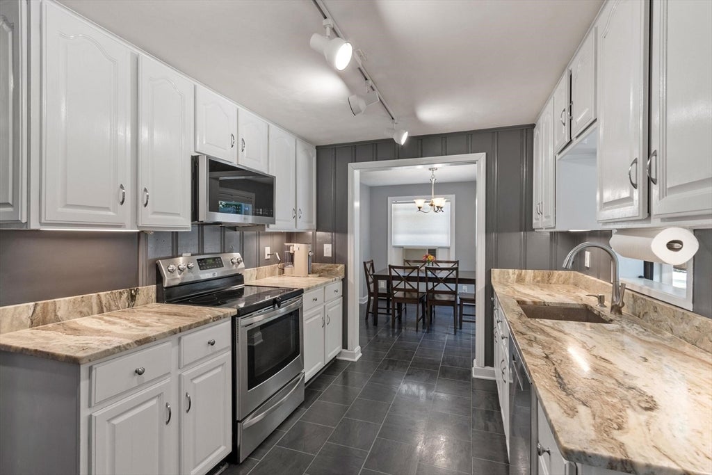 139 Harvard Rd, Littleton, MA, 139 Harvard Rd, Littleton, MA Photo #7